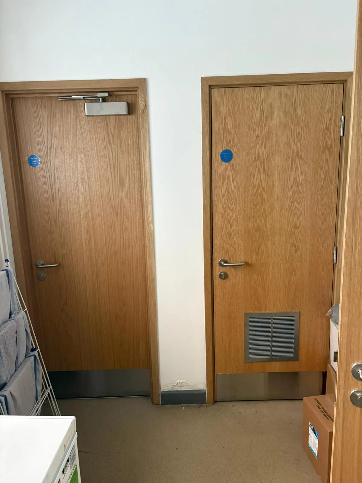 Intumescent seal installation